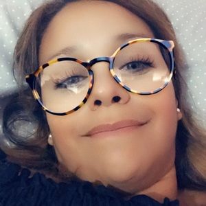 Meet your Posher, Kristia marie